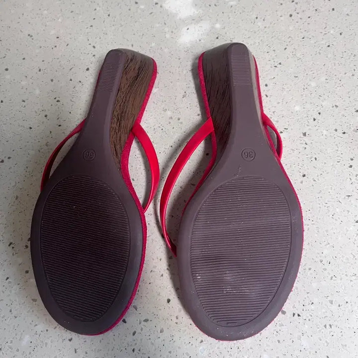 [BUNJANG] Red Suede Flip-Flop Sandals / 레드 스웨이드 쪼리 샌들