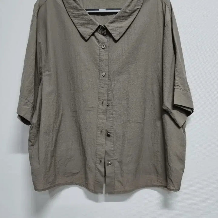 [BUNJANG] M Sense Khaki Brown Short-Sleeve Blouse Size 66 / 미센스 카키 브라운 반팔 셔츠66