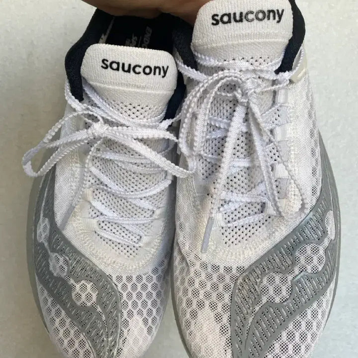 [BUNJANG] Saucony Endorphin Pro 4 Running Shoes Size 275 / 써코니 엔돌핀 프로4 275