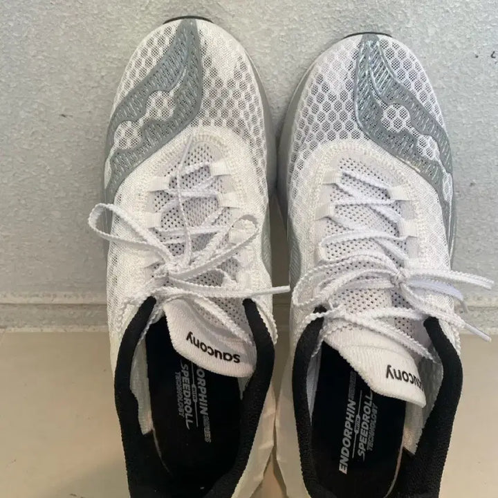 [BUNJANG] Saucony Endorphin Pro 4 Running Shoes Size 275 / 써코니 엔돌핀 프로4 275