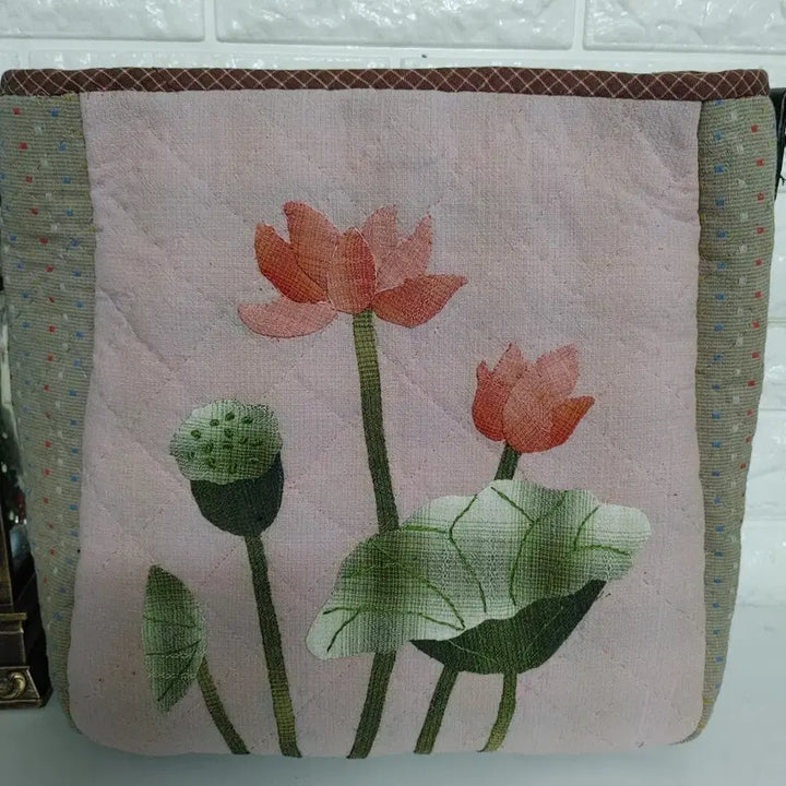 [BUNJANG] Handmade Quilted Crossbody Bag / 퀼트핸드메이드 크로스백