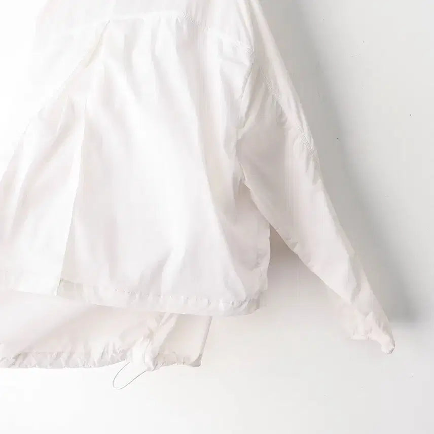 [SOLD OUT] 55/안다르 클리어 페더 윈드자켓