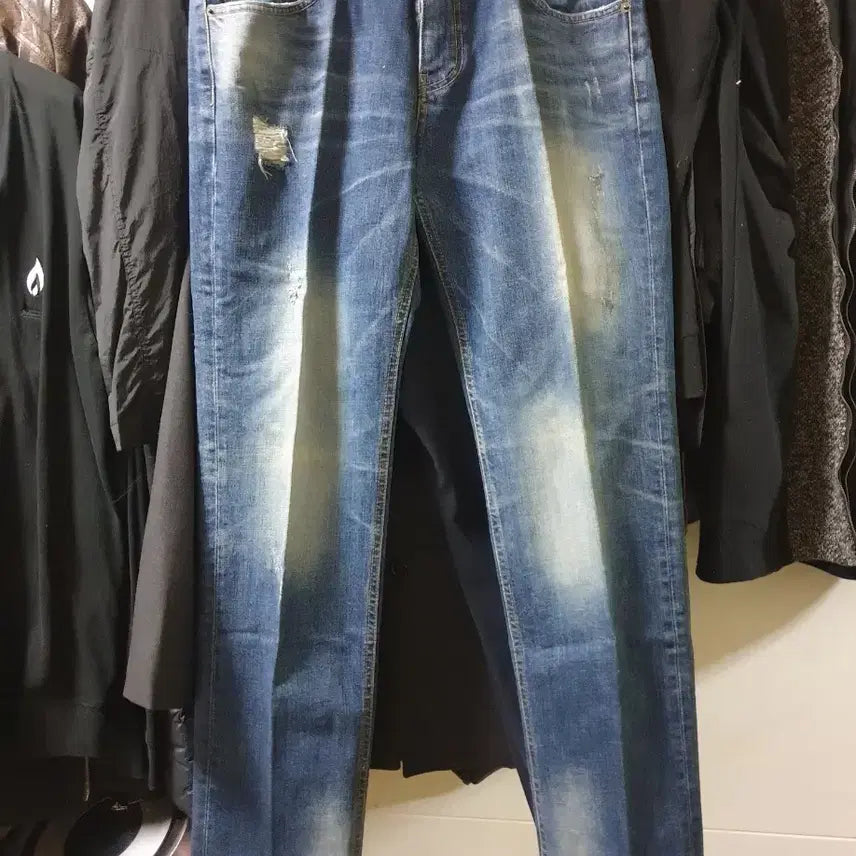 [SOLD OUT] 남성 데미지 워싱 청바지 L사이즈 32~33 새제품 미사용