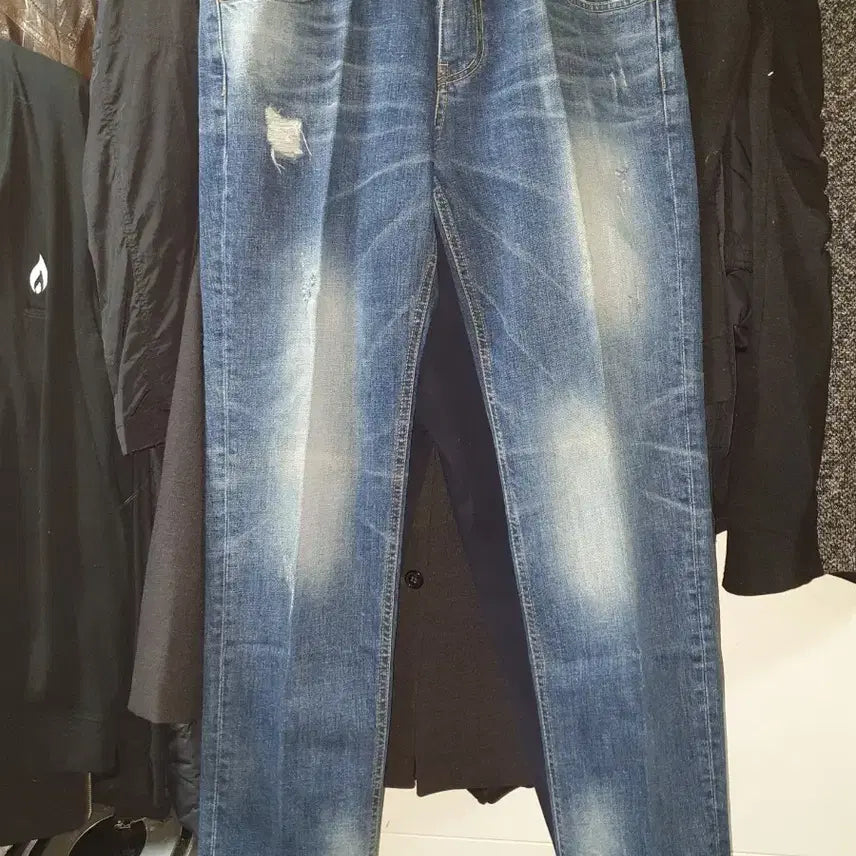 [SOLD OUT] 남성 데미지 워싱 청바지 L사이즈 32~33 새제품 미사용