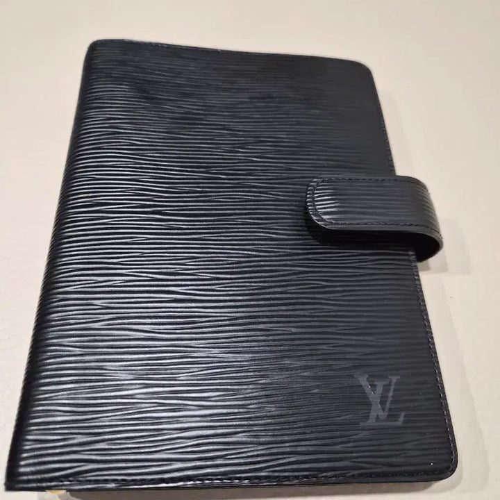 [BUNJANG] Louis Vuitton Epi Leather Medium Diary Cover Black / LOUIS VUITTON 루이비통 정품 에피 레더 다이어리 커버