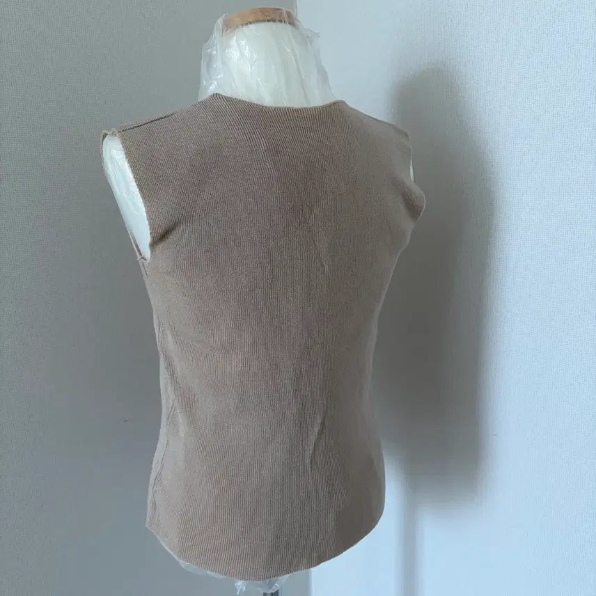 [BUNJANG] V-Neck Knit Vest Beige / 브이넥 니트 베스트 베이지