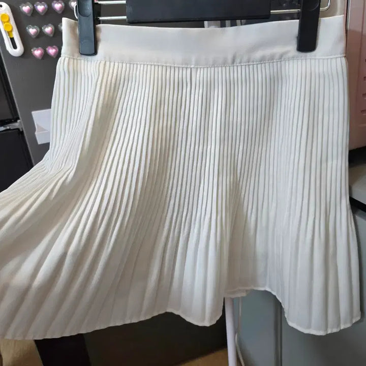 [BUNJANG] White Pleated Skort / 화이트 플리츠 치마바지(새상품)