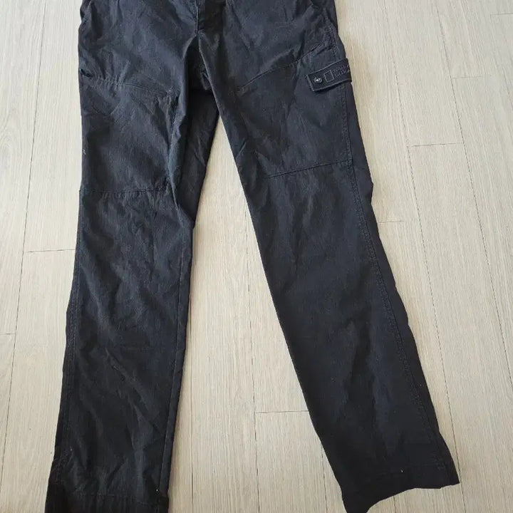 [BUNJANG] National Geographic Black Cargo Pants / 내셔널지오그래픽 블랙 카고 바지