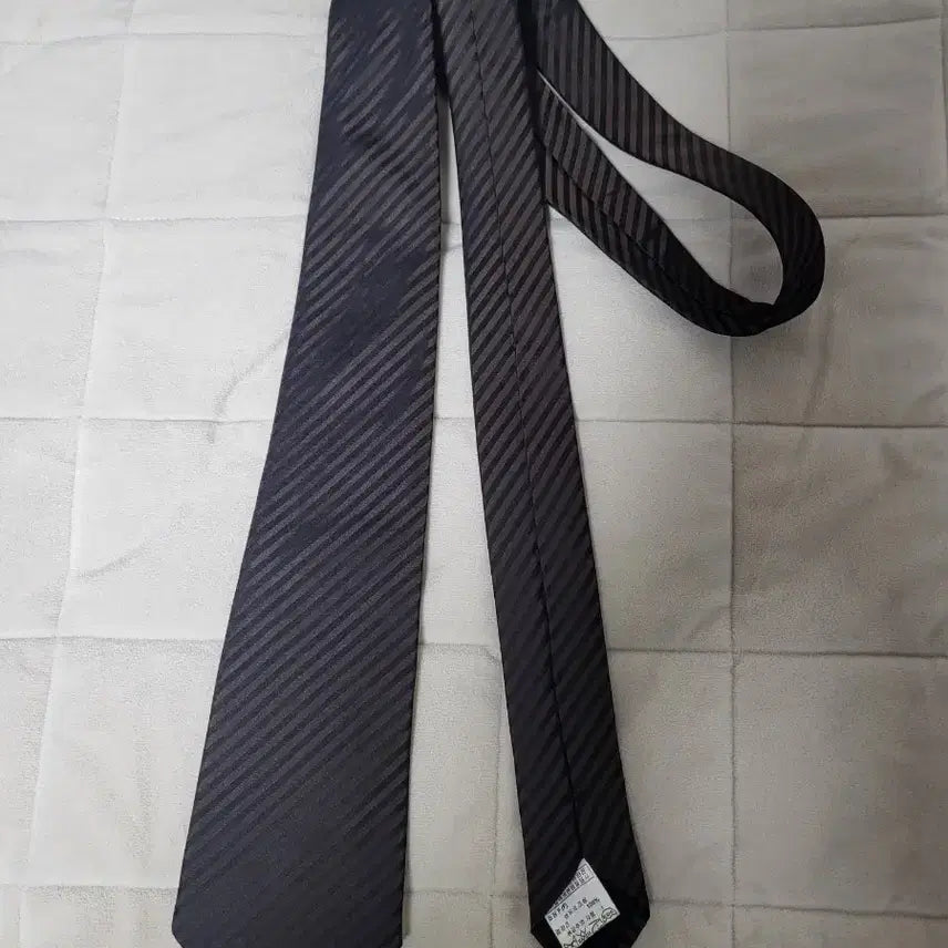 [BUNJANG] Giorgio Armani Striped Necktie / 조지 아르마니 스트라이프 넥타이