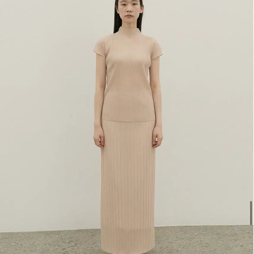 [BUNJANG] Renui Aria Piano Pleats Skirt (Beige) / 르누이 스커트 Aria Piano Pleats Skirt (Beige)