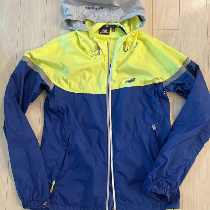 [BUNJANG] New Balance Windbreaker Jacket - Size S / 뉴발란스 바람막이 s
