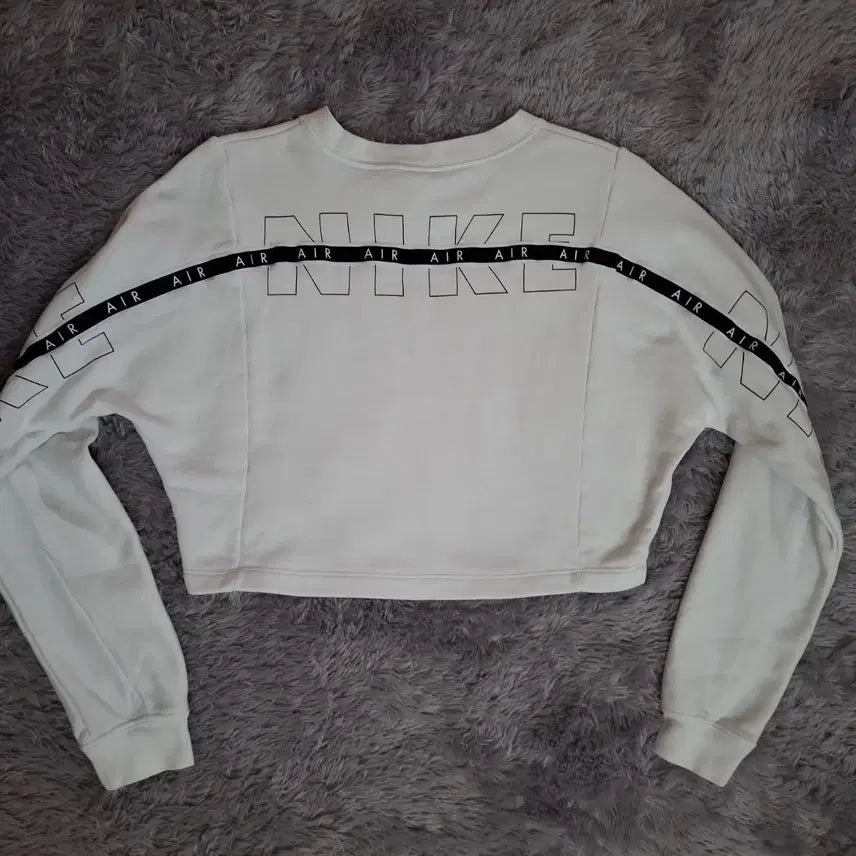 [BUNJANG] Nike Air Cropped Sweatshirt White / 나이키 AIR 크롭 맨투맨 화이트