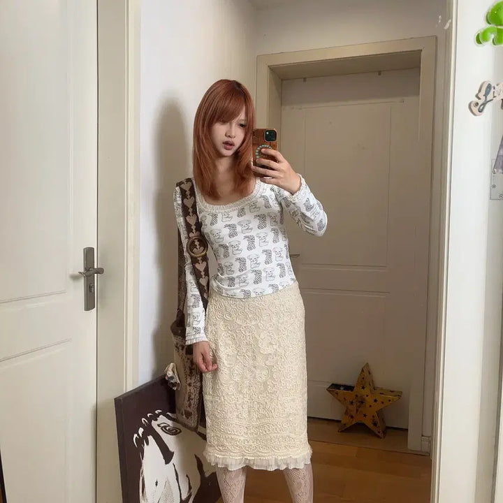 [BUNJANG] CHIPCHIP Lace Trim Wide Neck Long Sleeve Top / CHIPCHIP 칩칩샵 키치 레이스 트림 와이드넥 롱슬리브 탑