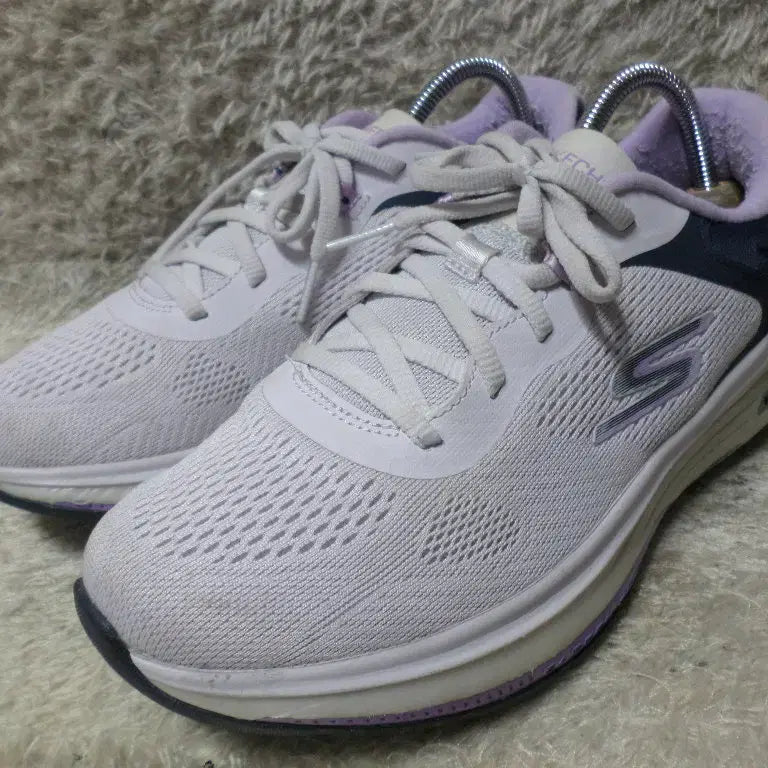 [BUNJANG] Skechers Hyper Burst Boost Sneakers / 후루룩구제 여250 스케쳐스 하이퍼버스트 부스트 운동화 260505