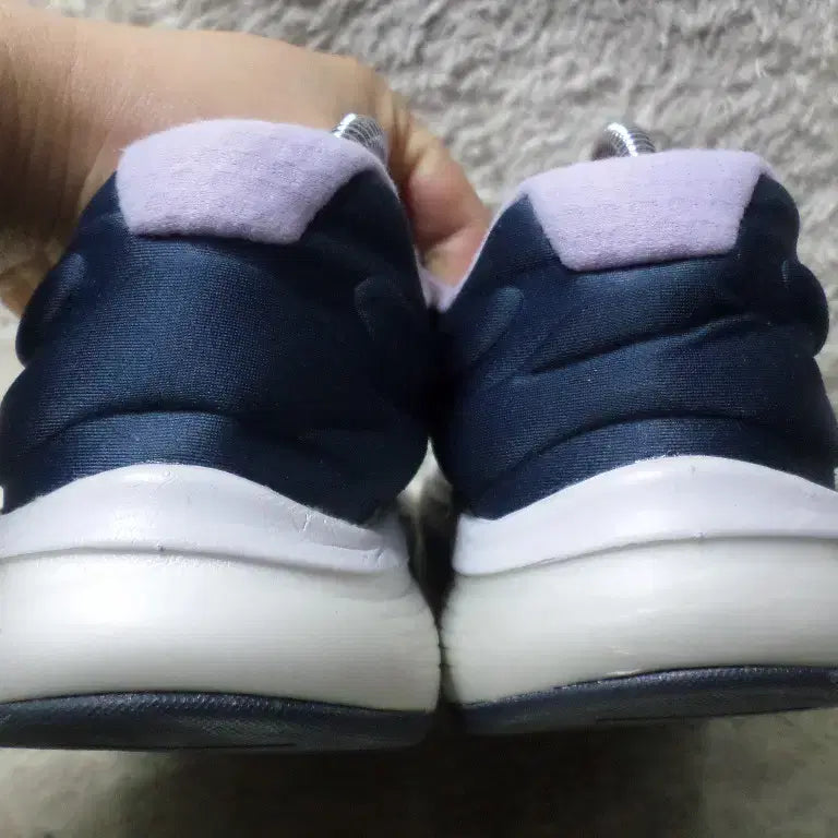 [BUNJANG] Skechers Hyper Burst Boost Sneakers / 후루룩구제 여250 스케쳐스 하이퍼버스트 부스트 운동화 260505