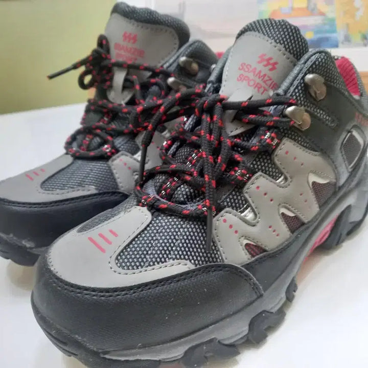 [BUNJANG] Ssamji Trekking Shoes / 250미리. 쌈지. 트레킹화 거의. 새상품. 택포18000원에. 반매