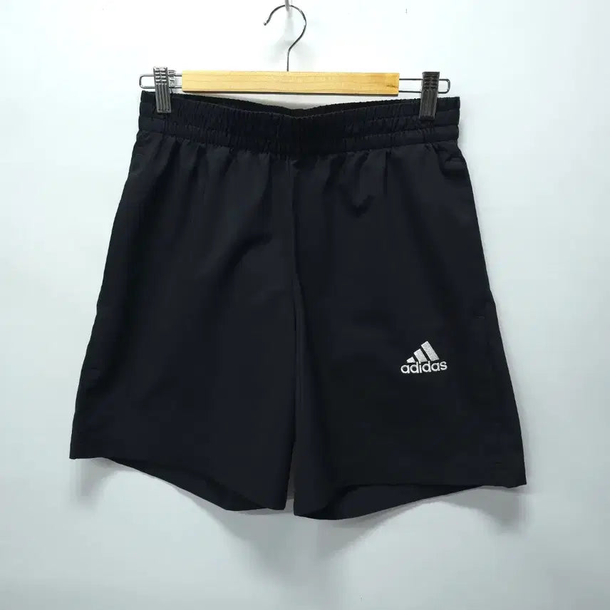 [BUNJANG] Adidas Nylon Lightweight Shorts M (28-30) / 아디다스 나일론 얇은 반바지 (28~30)