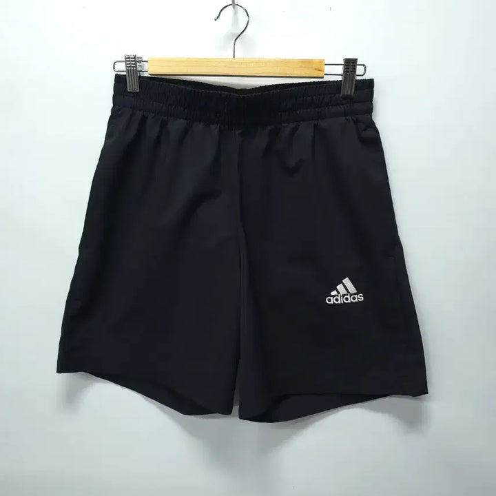 [BUNJANG] Adidas Nylon Lightweight Shorts M (28-30) / 아디다스 나일론 얇은 반바지 (28~30)