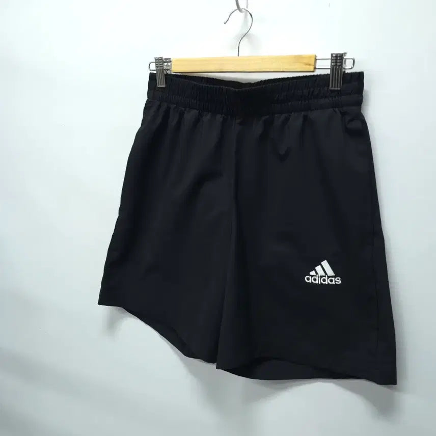 [BUNJANG] Adidas Nylon Lightweight Shorts M (28-30) / 아디다스 나일론 얇은 반바지 (28~30)