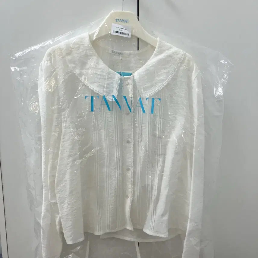 [BUNJANG] Thanat Blanc Tuck Blouse / 타낫 블랑 턱 블라우스  Blanc tuck blouse 새상품
