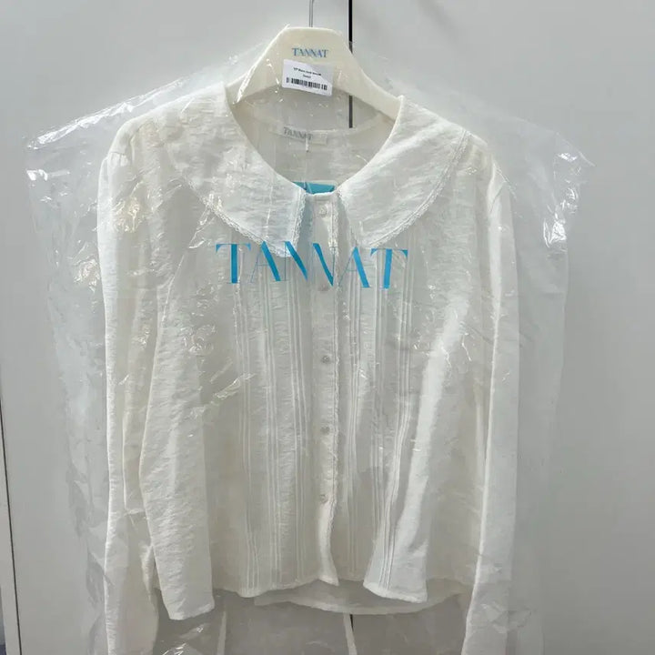 [BUNJANG] Thanat Blanc Tuck Blouse / 타낫 블랑 턱 블라우스  Blanc tuck blouse 새상품
