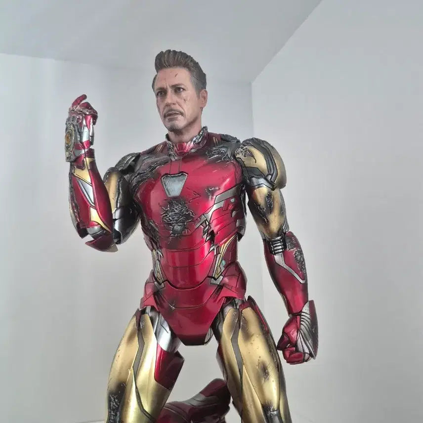 [BUNJANG] Hot Toys Iron Man Mark 85 Battle Damaged Version / 핫토이 아이언맨 마크 85 배틀데미지 (실물인증 가능)