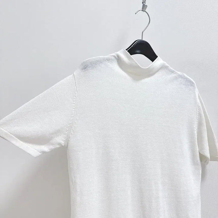 [BUNJANG] Adorable High Neck Linen Short Sleeve Knit / 어도러블 하이넥 린넨 반팔니트