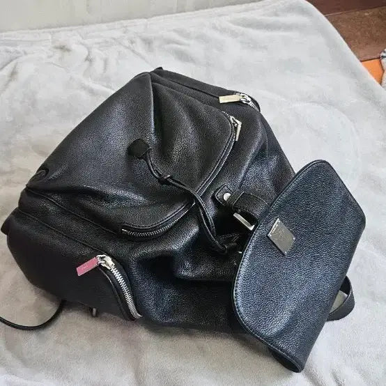 [BUNJANG] Couronne Leather Backpack / 쿠론가죽 백팩