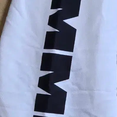 [BUNJANG] Hummel Windbreaker Black/White Size 100 / 험멜 바람막이 블랙/화이트 100사이즈 거의새옷