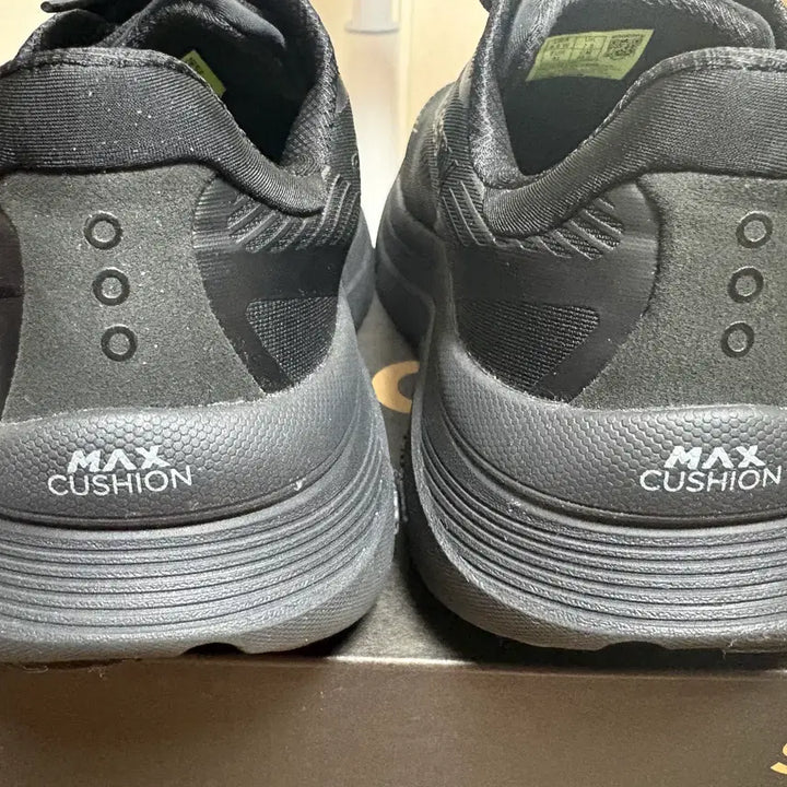 [BUNJANG] Saucony Guide 19 Wide Running Shoes / 써코니 가이드19 와이드 러닝화 저렴하게 판매