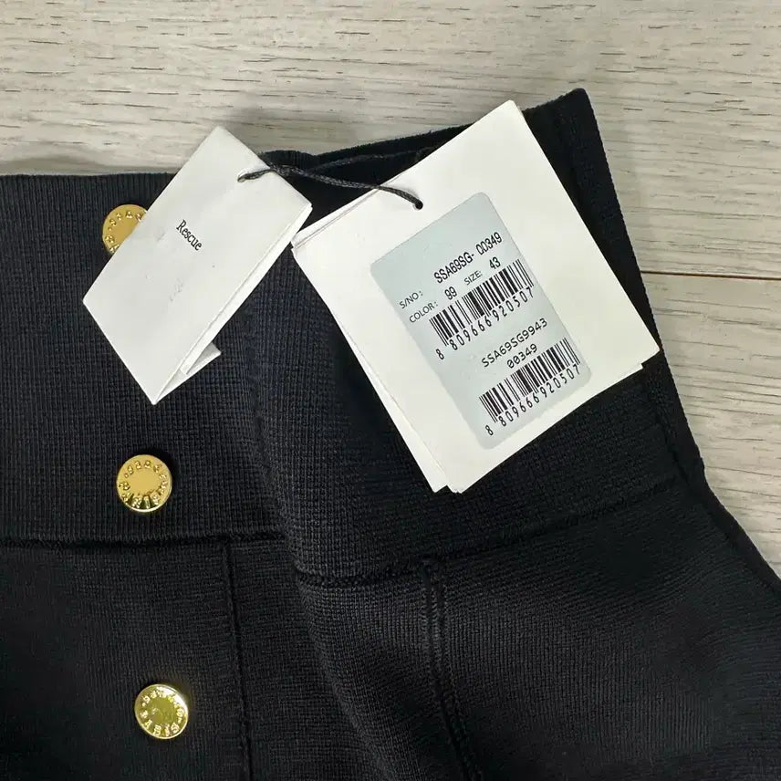 [BUNJANG] Sandro Rescue Black Skirt Gold Button Size 43 / 레스큐 골드버튼 블랙 스커트 43(산드로)