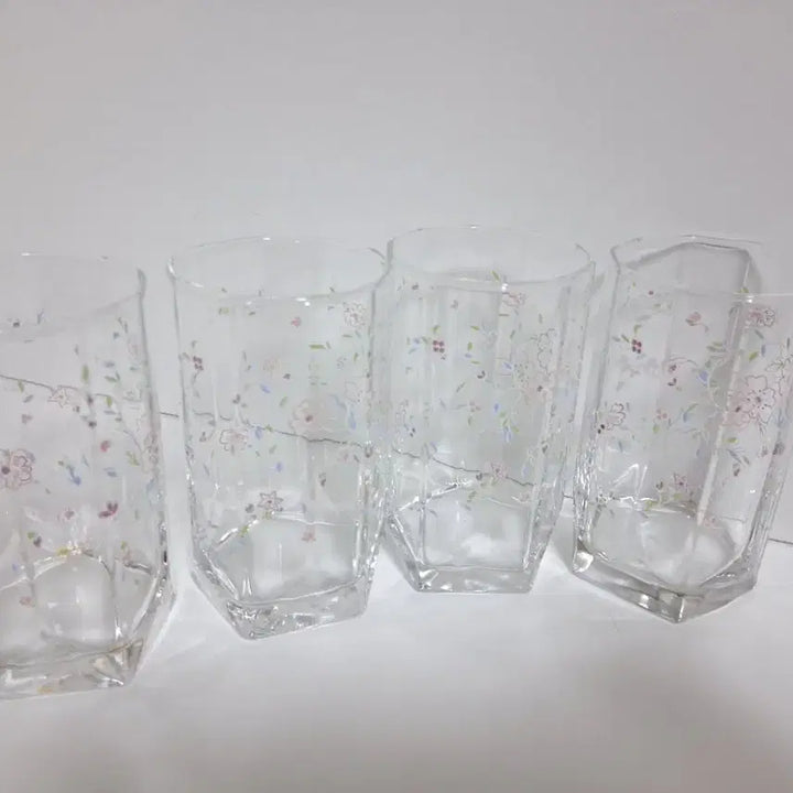 [BUNJANG] Vintage Floral Pattern Glass Cup Set of 4 / 빈티지 꽃무늬 유리컵 4개 세트