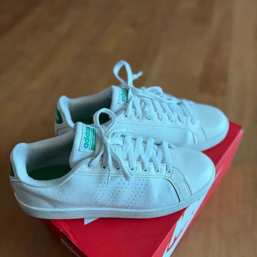 [BUNJANG] Adidas Neo White Green Sneakers / 아디다스 네오 화이트 그린 운동화