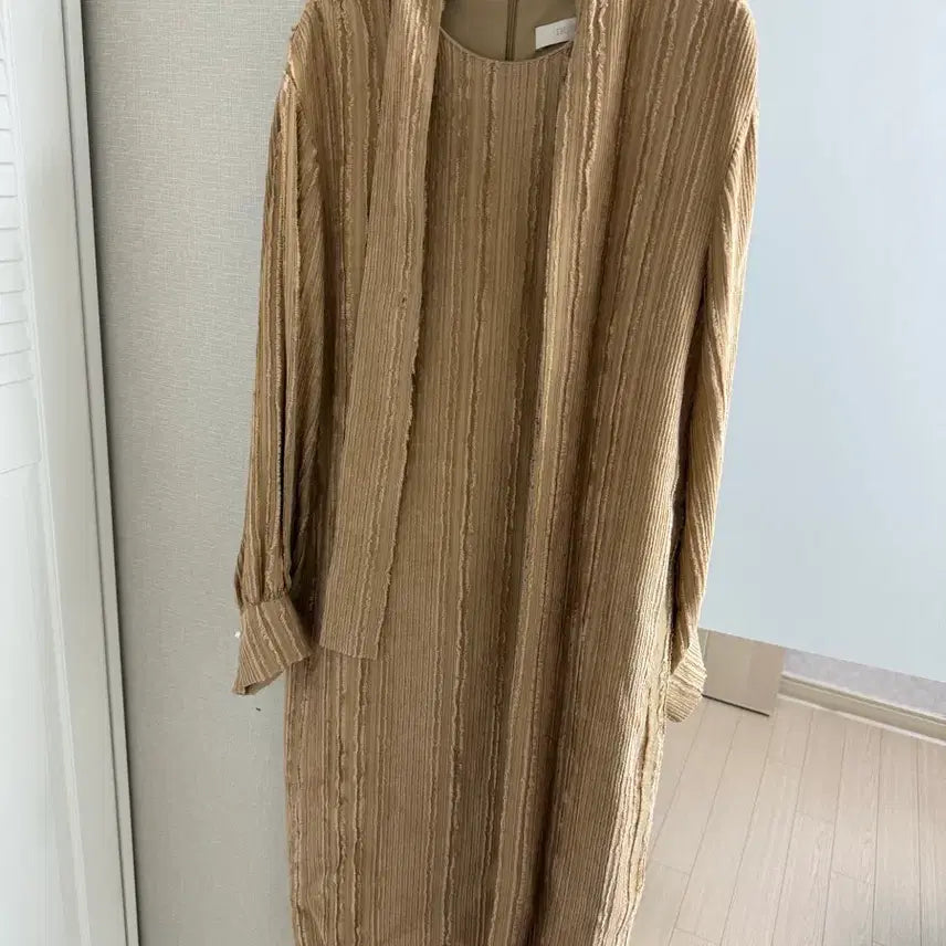 [BUNJANG] Handsome Le Beige Tie Dress / 한섬 르베이지 타이 원피스