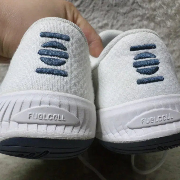 [BUNJANG] New Balance 996 Tennis Shoes White / 후루룩구제 265 뉴발란스 996 테니스화 화이트 260505
