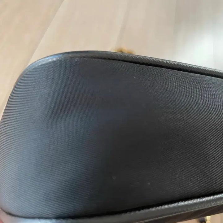 [BUNJANG] Prada Black Nylon Crossbody Bag with Gold Chain Strap / 프라다 블랙 체인 크로스백