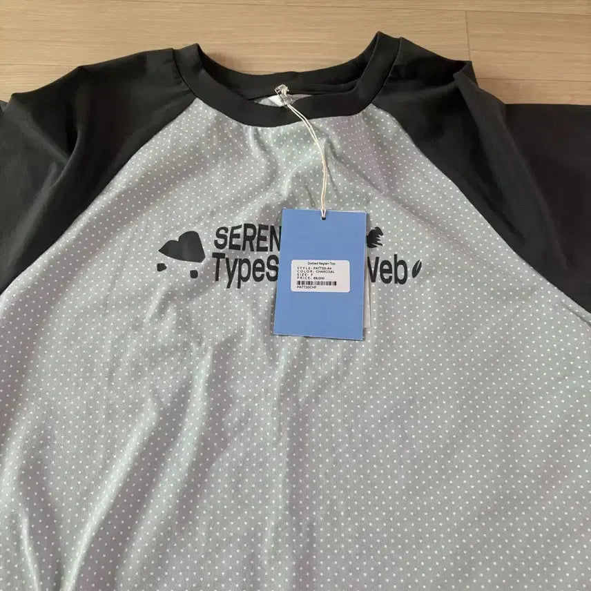 [SOLD OUT] 새상품 타입서비스 롱슬리브 Dotted Raglan [Charcoal]
