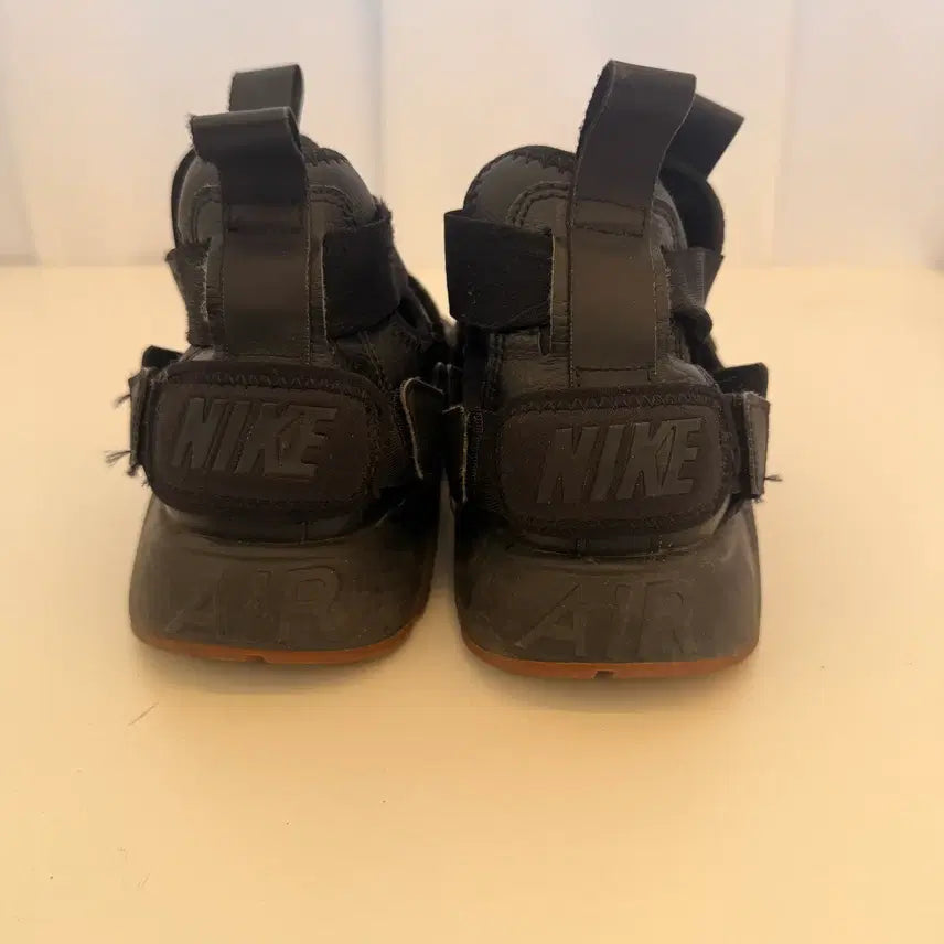 [BUNJANG] Nike Air Huarache City Sneakers / 나이키 에어(nike air) 하라치 시티