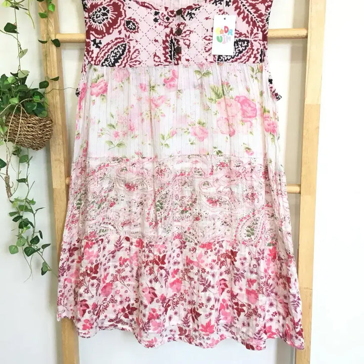 [BUNJANG] Patchwork Floral Sleeveless Top / JPN/ 패치워크슬리브리스 플라워패턴슬리브리스 에스닉이너 히피슬리브리스