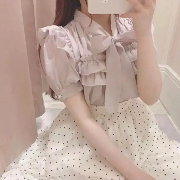 [BUNJANG] Evelyn Ribbon Frill Blouse / evelyn 에블린 리본 프릴블라우스