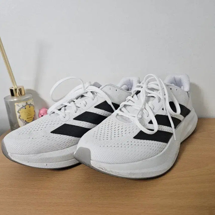 [BUNJANG] Adidas Duramo Speed 2 Running Shoes White/Black 270 / 아디다스 듀라모 스피드2 흰검 270사이즈 런닝화(택포)