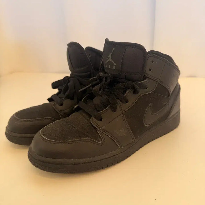 [BUNJANG] Nike Air Jordan Mid Triple Black Sneakers / 나이키 에어 조던 (nike air jordan) 미드 트리플 블랙