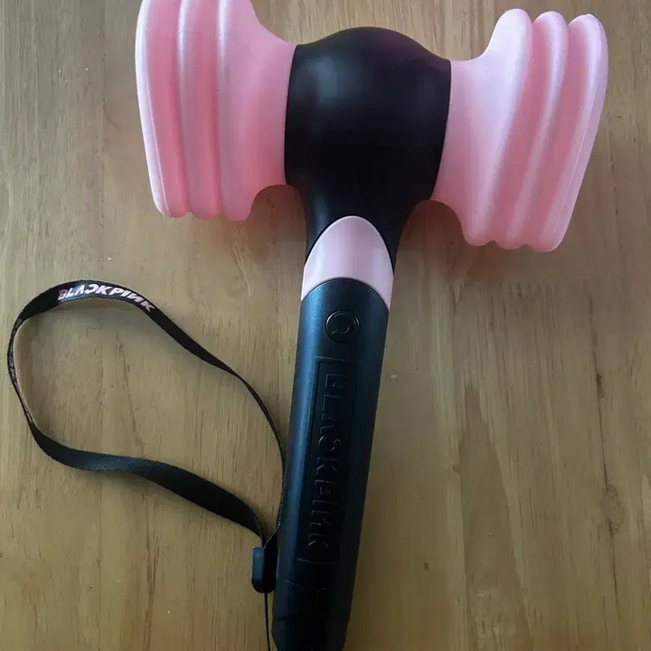 [BUNJANG] BLACKPINK Lightstick Ver.2 (Cheering Stick) / 배송비포함 블랙핑크 응원봉 뿅봉 버전2