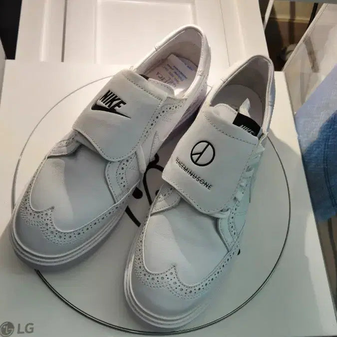 [BUNJANG] Nike Kwondo 1 White 275 Sneakers / 퀀도1 275