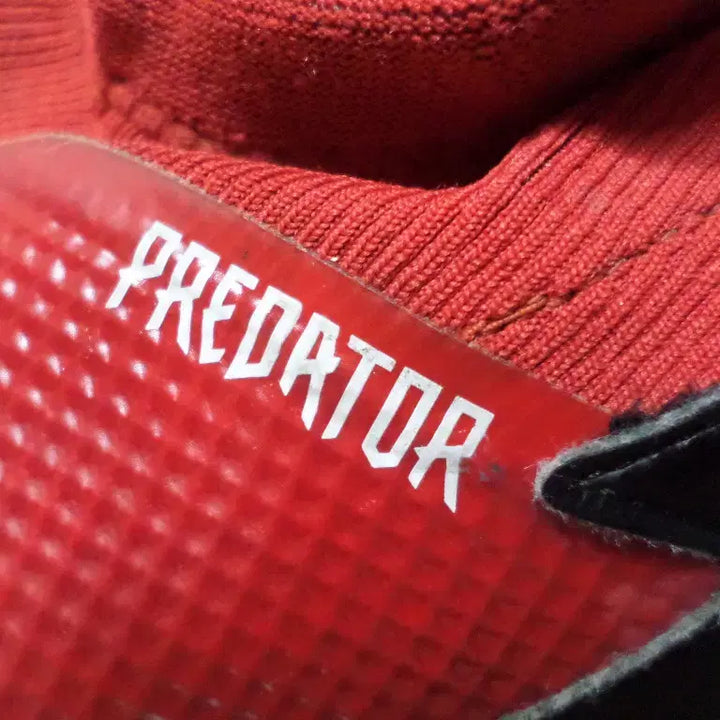 [BUNJANG] Adidas Predator Slip-on Futsal Shoes / 후루룩구제 265 아디다스 프레데터 슬립온 풋살화 260505