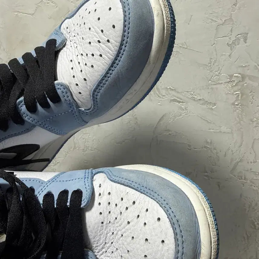 [BUNJANG] Nike Jordan 1 Retro High OG University Blue / 나이키 조던 1 레트로 하이 OG 유니버시티 블루(270)