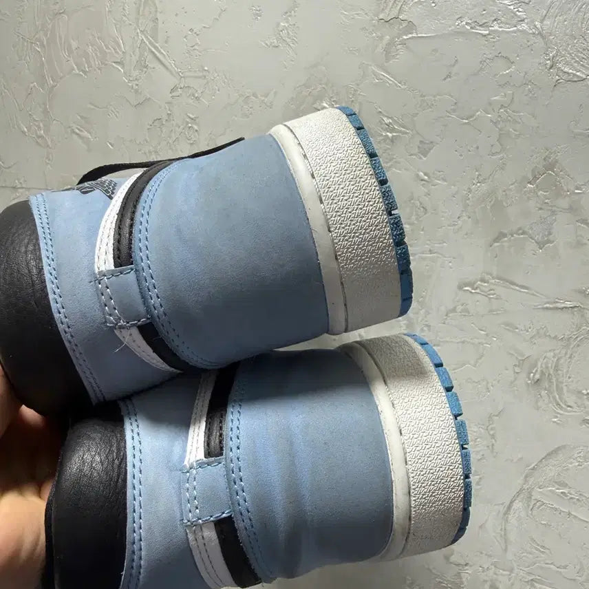 [BUNJANG] Nike Jordan 1 Retro High OG University Blue / 나이키 조던 1 레트로 하이 OG 유니버시티 블루(270)