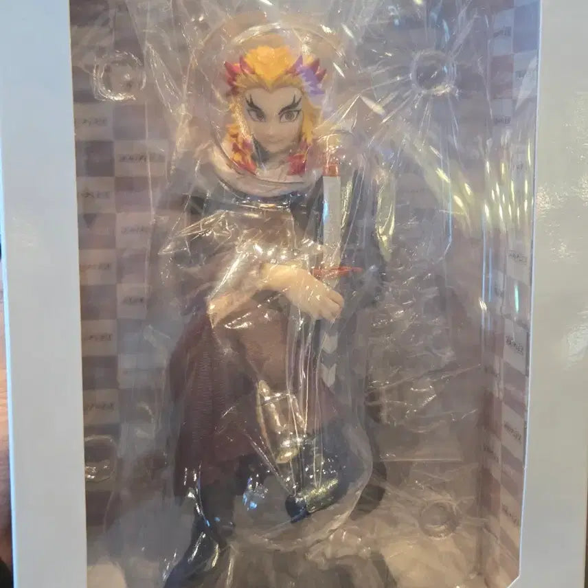 [BUNJANG] Aniplex Rengoku Kyojuro Non-Scale Seated Figure / 미개봉)귀멸의칼날 애니플렉스 렌고쿠 쿄쥬로 논스케일 좌상