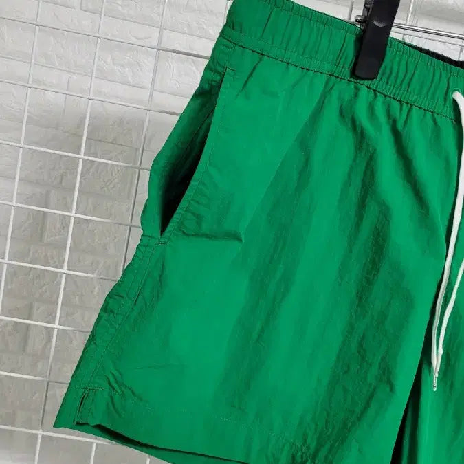 [BUNJANG] Champion Deep Green &amp; White Logo Swing Shorts XXL / [XXL]챔피온 딥그린X화이트로고 스윙반바지 황금사이즈 XXL
