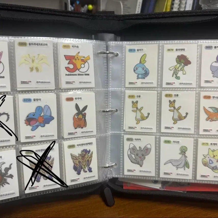 [BUNJANG] Pokemon 30th Anniversary Sticker Bundle (17 pcs) / 포켓몬 30주년 띠부씰 17장 일괄로 팝니다